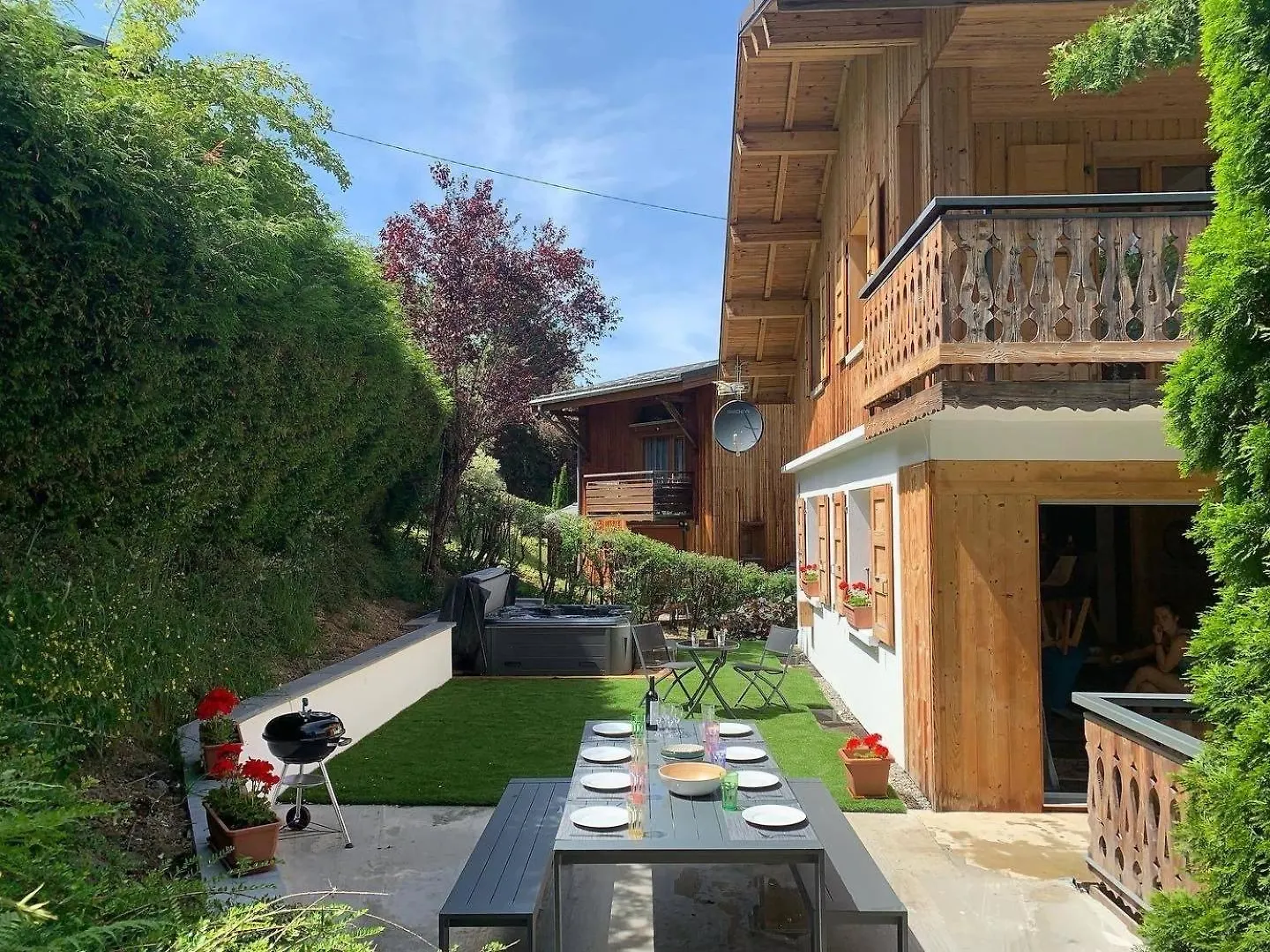 Chalet Roji: Superbe Chalet Moderne Pour 10 Personnes Proche Du Centre Morzine 0*,